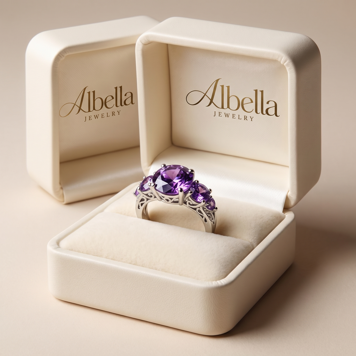 Vintage Amethyst Ring – Silver in Albella Jewelry gift box