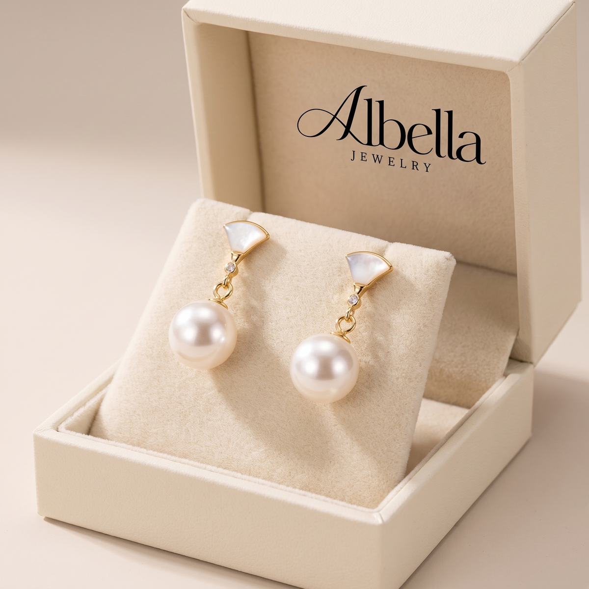Chic Silver Earrings with Pearls in Albella Jewelry gift box