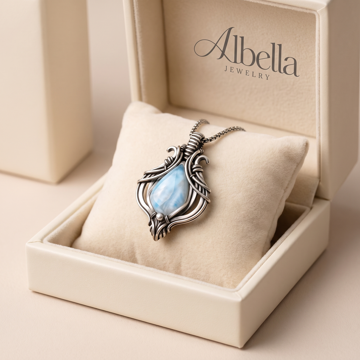 Vintage Blue Silver Necklace in Albella Jewelry gift box
