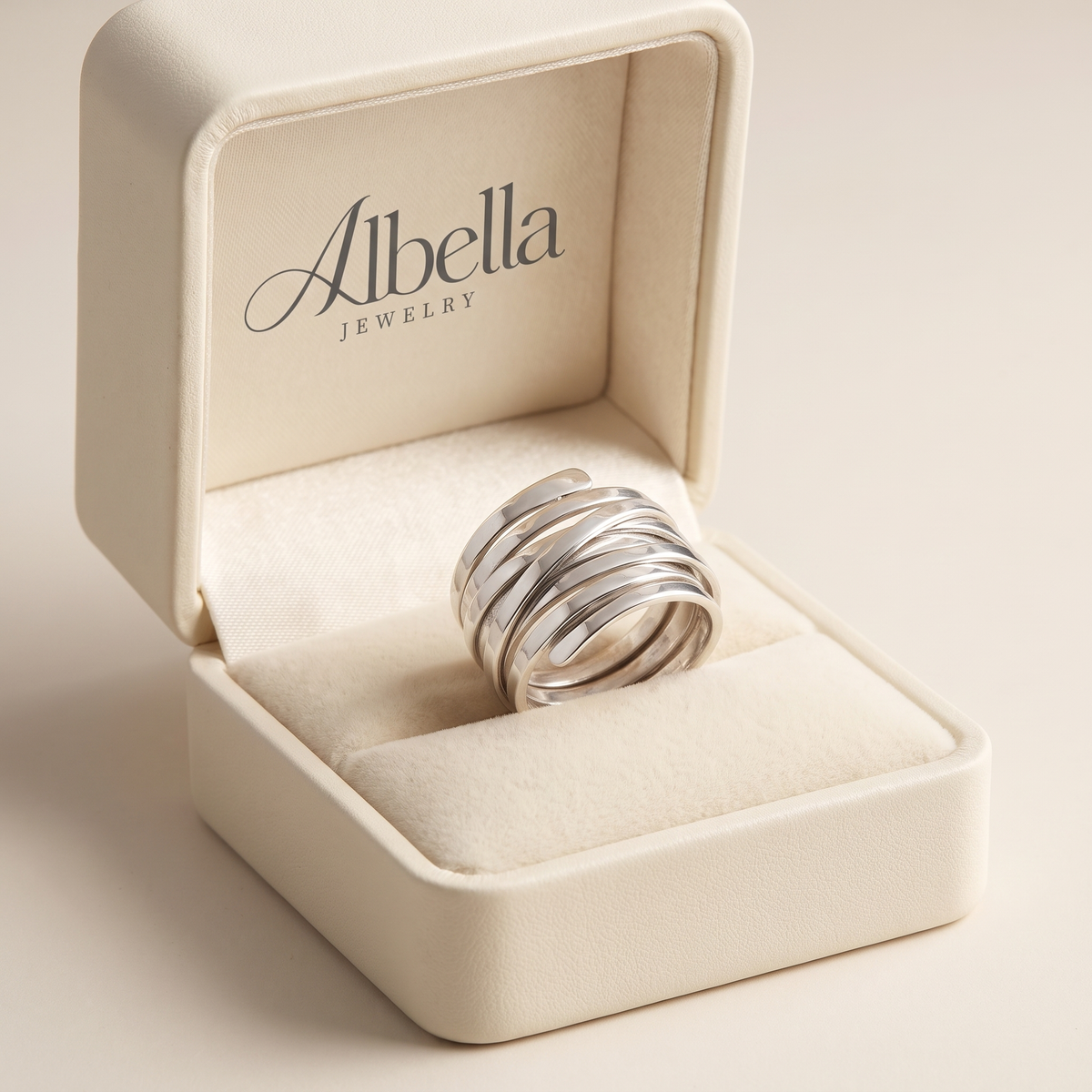 Elegant Vintage Silver Ring in Albella Jewelry gift box