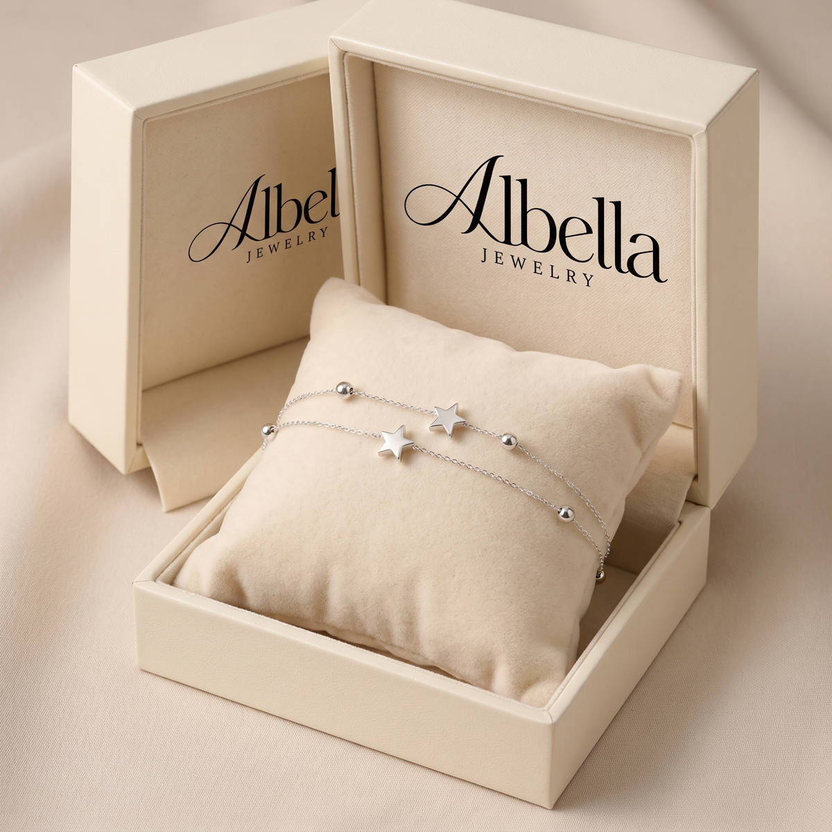 Silver Star Bracelet in Albella Jewelry gift box