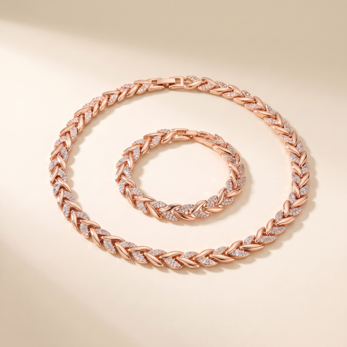 Elegant Fishtail Set with Glass Rhinestones – rose gold
