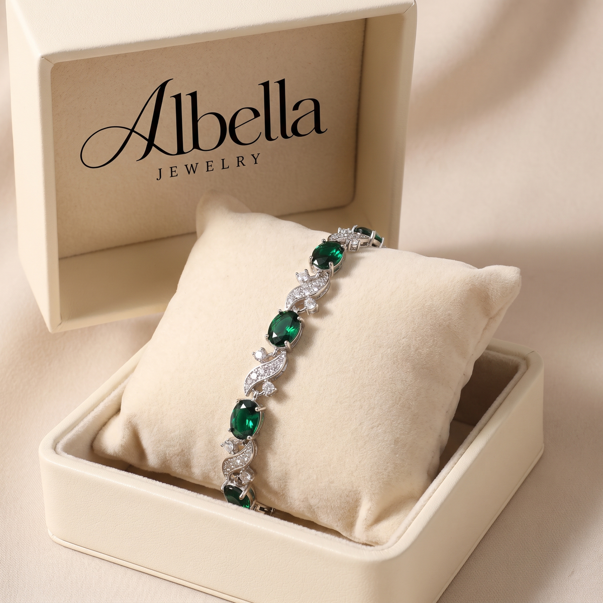 Giada Bellini Bracelet in Albella Jewelry gift box