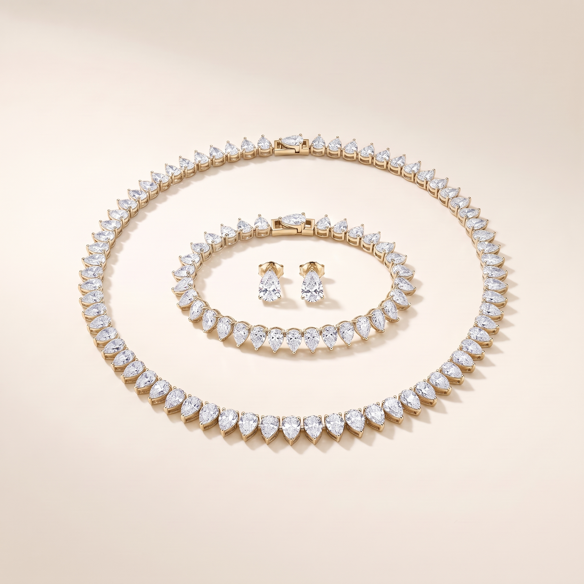 Complete Bridal Set with Round Clear Cubic Zirconia – gold