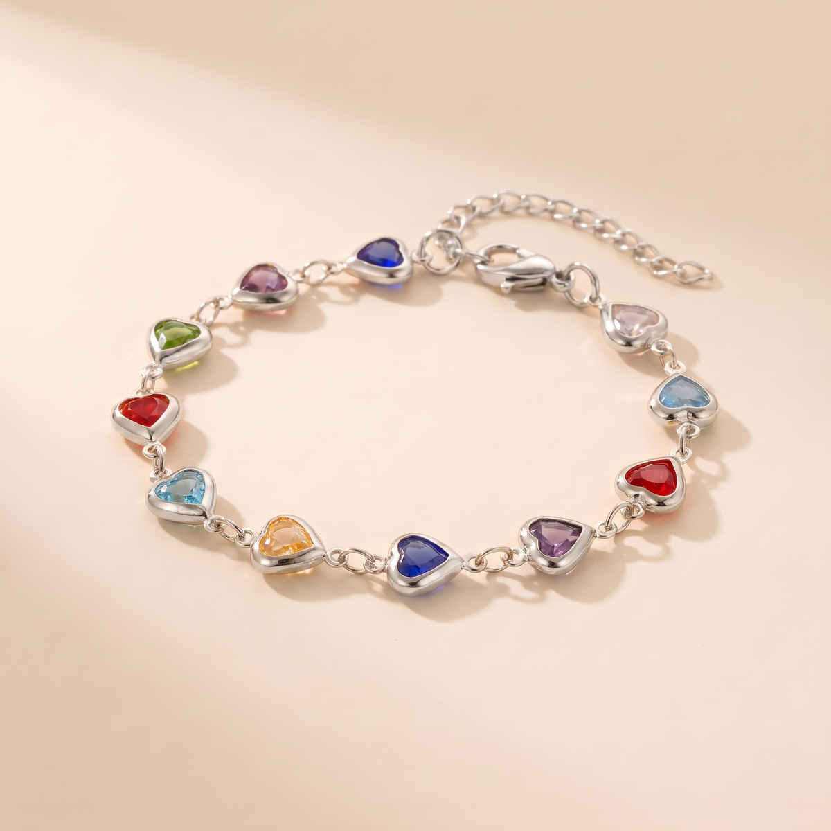 Heart-Shaped Statement Bracelet – silver