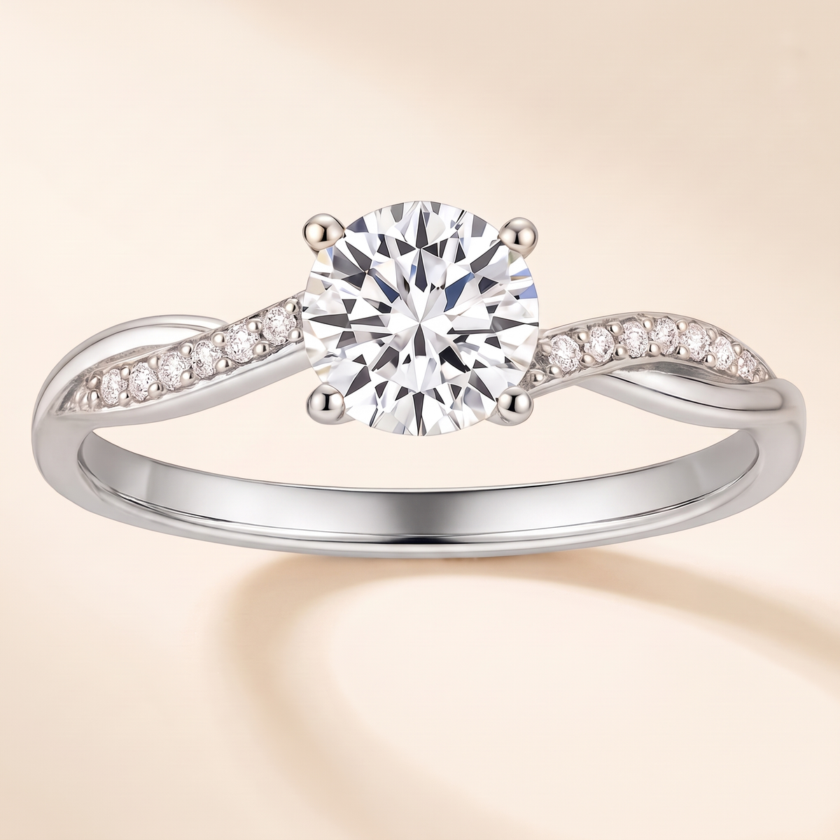 Janes Elegant Gold Ring – white gold