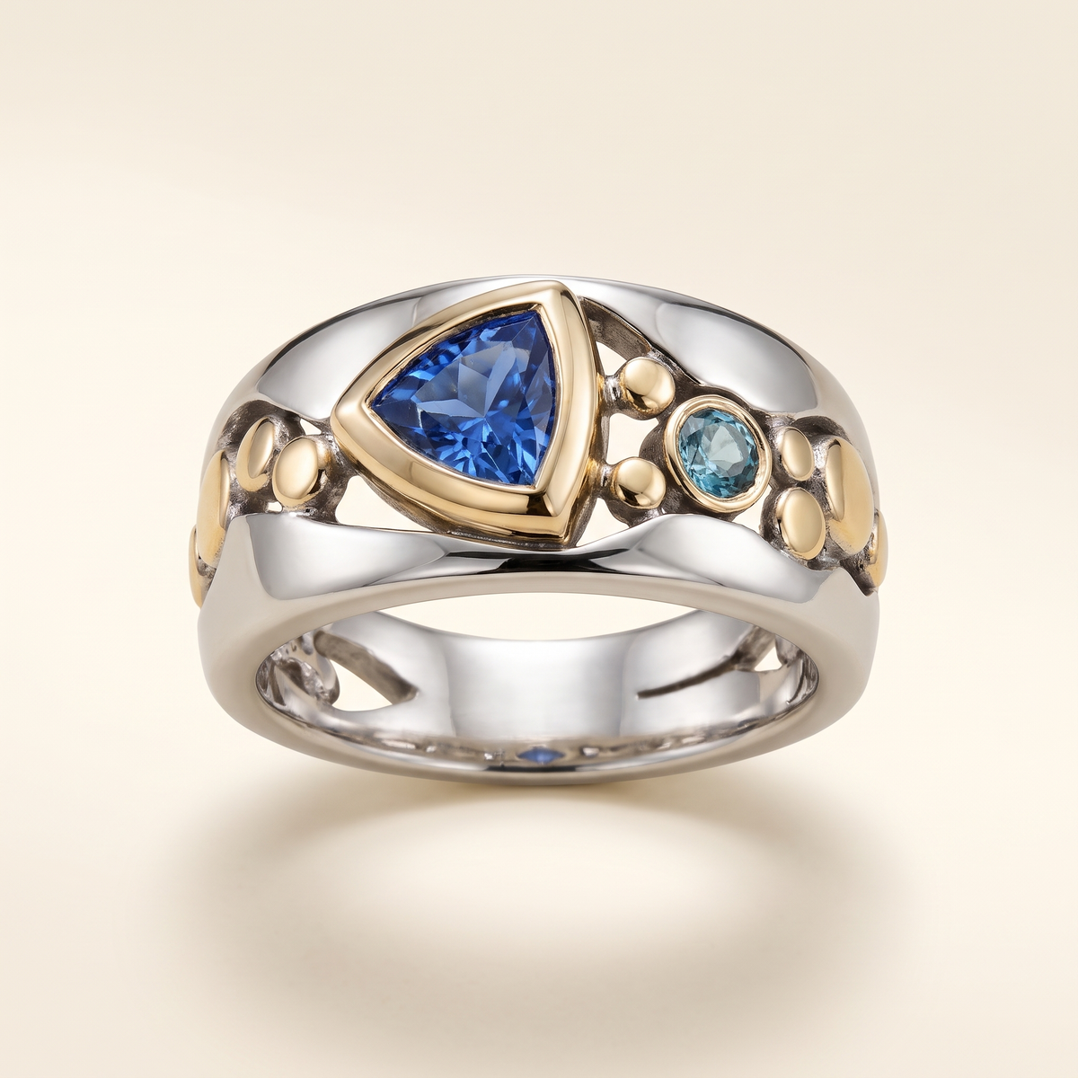 Antique Ice Gem Ring – White Gold – Albella Jewelry
