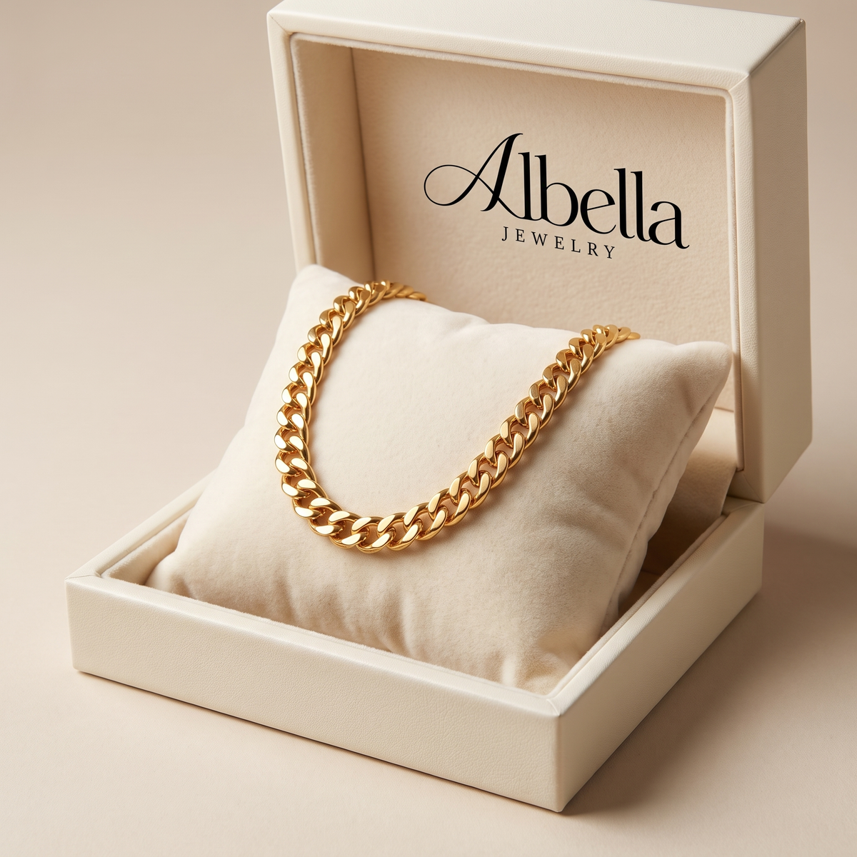Cavaro Chunky Cuban Link Chain Necklace – Gold in Albella Jewelry gift box