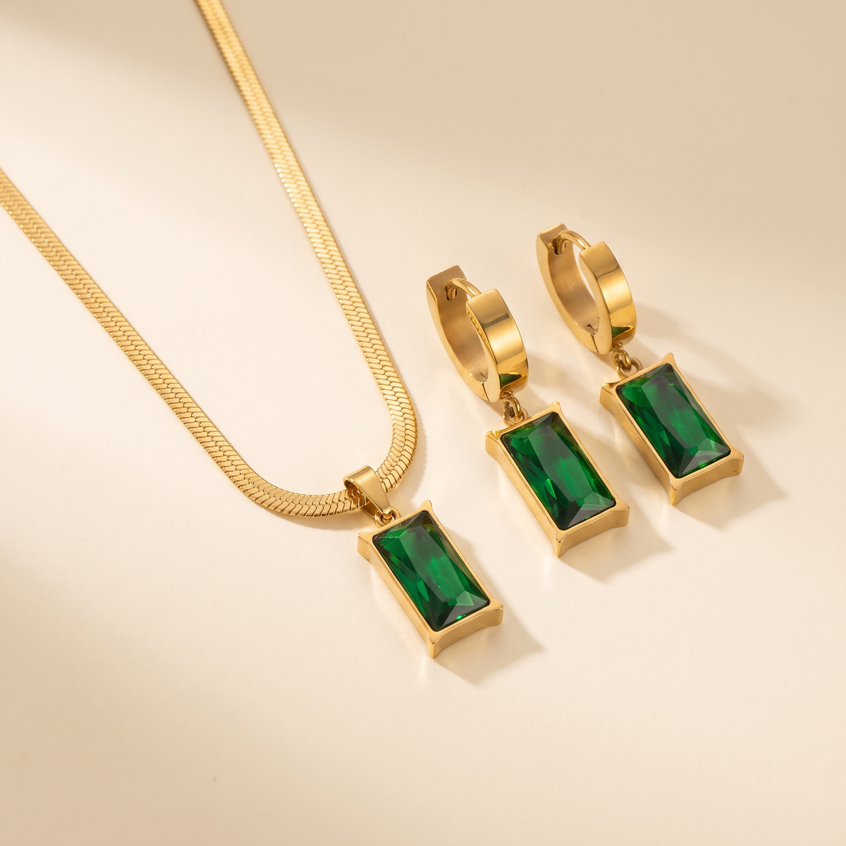 Iselotte Verdain Jewelry Set – Albella Jewelry