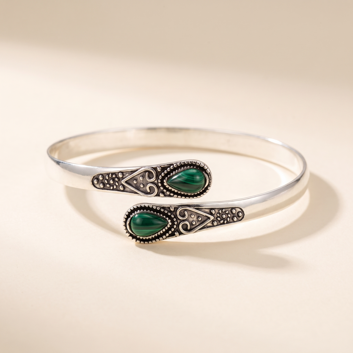 Esmeralda Devereux Bracelet – Albella Jewelry