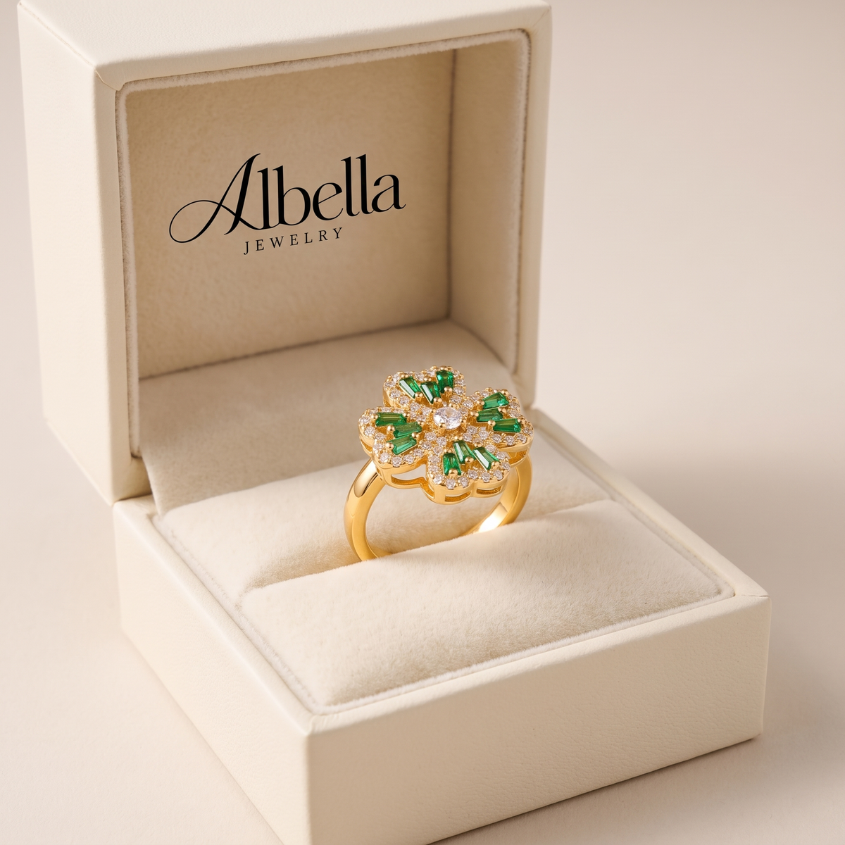 Emerald Clover Spinner Ring in Albella Jewelry gift box