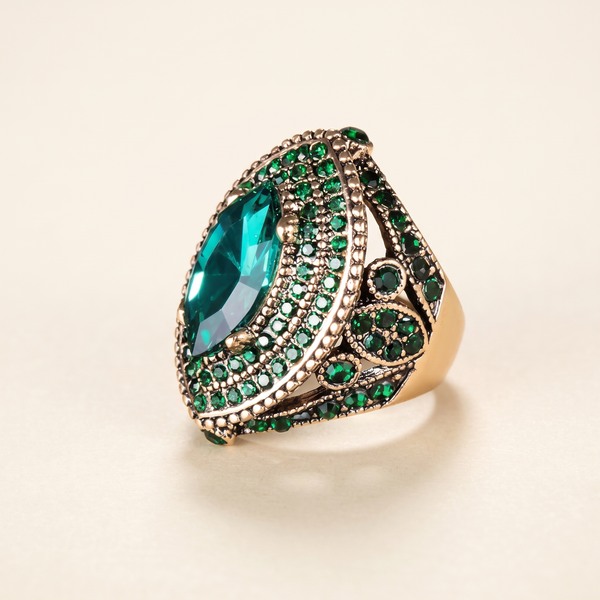 Regent Emerald Ring – Albella Jewelry