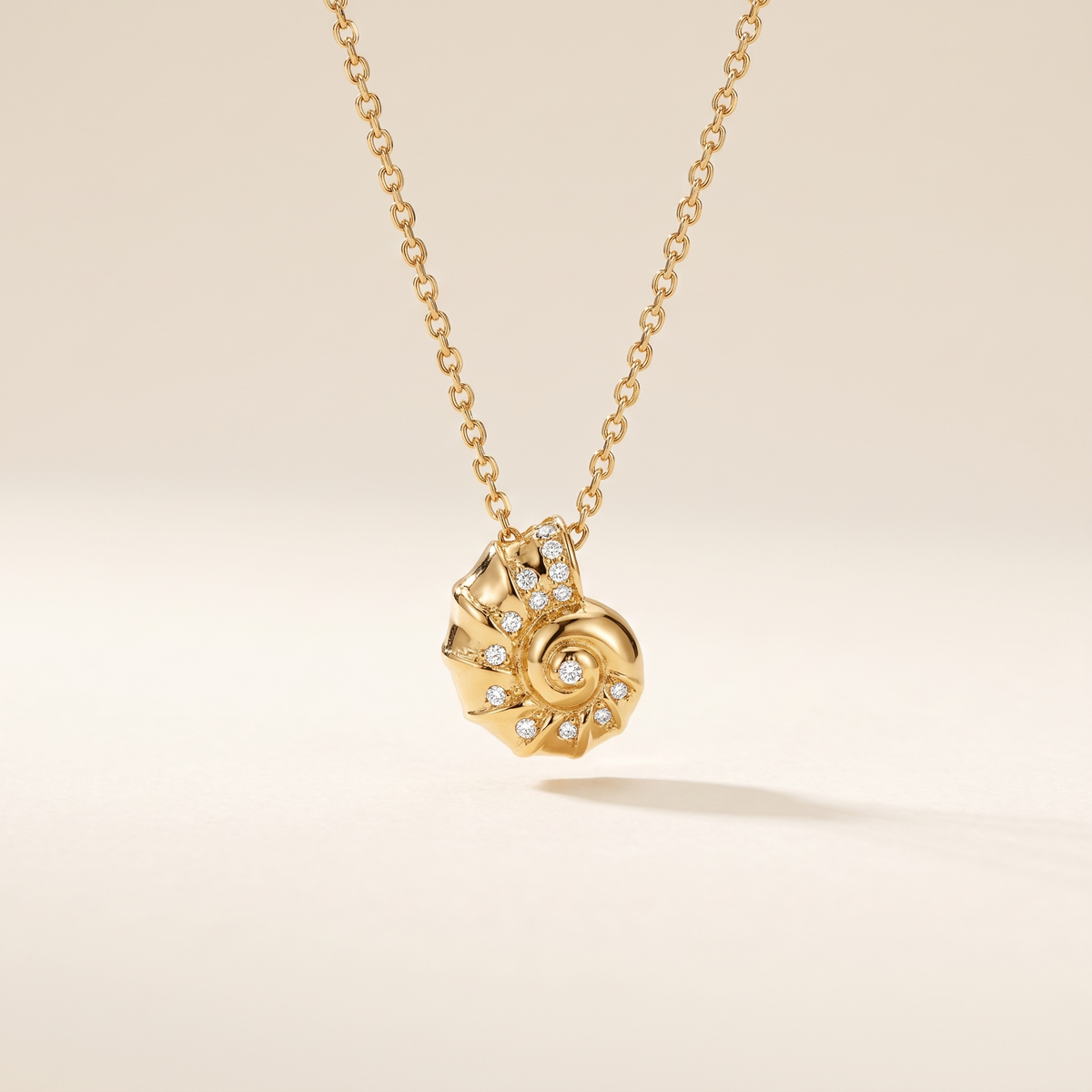 Crystal Seashell Pendant Necklace – Albella Jewelry