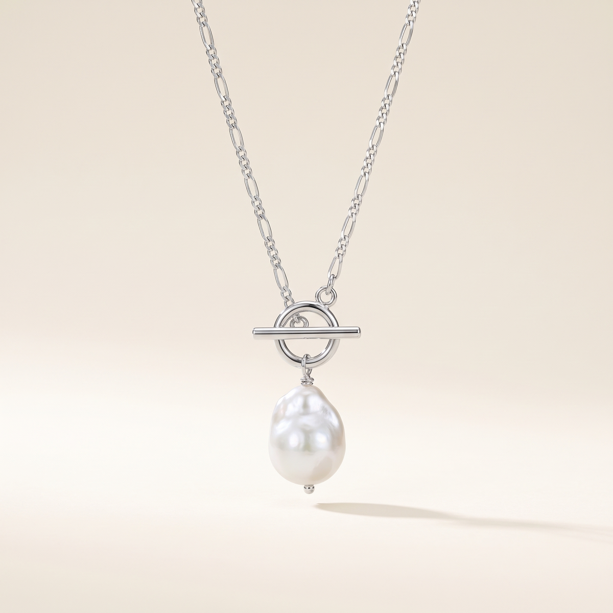 Elegant Gold-Tone Necklace with Pearls – Albella Jewelry