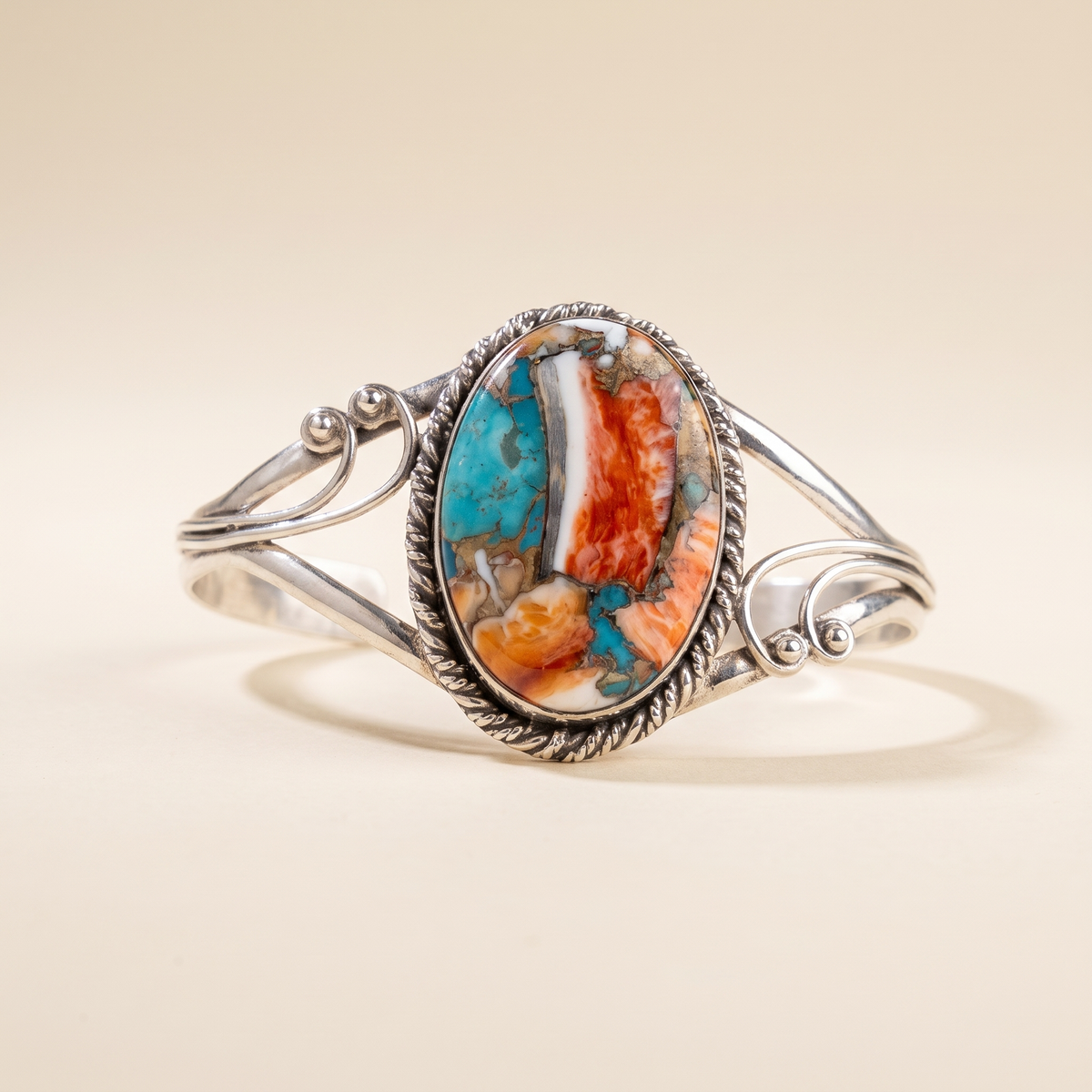 Bracelet with Inlaid Luminous Gemstone Design – Albella Jewelry