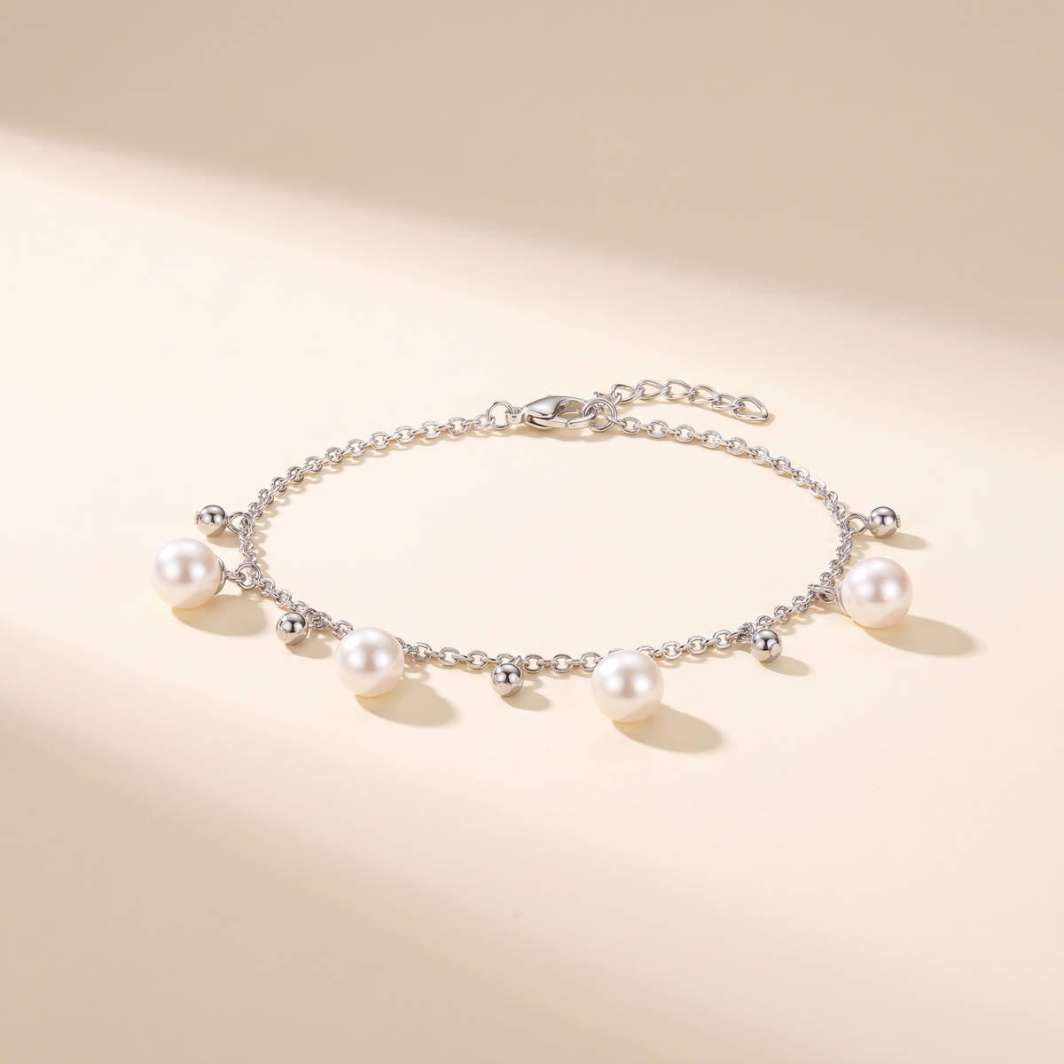 Chic Daisy Bracelet – Albella Jewelry