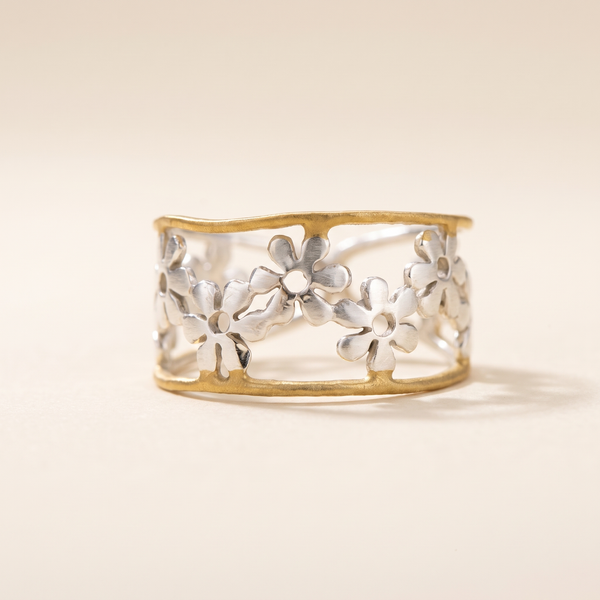 Chic Daisy Ring – Albella Jewelry