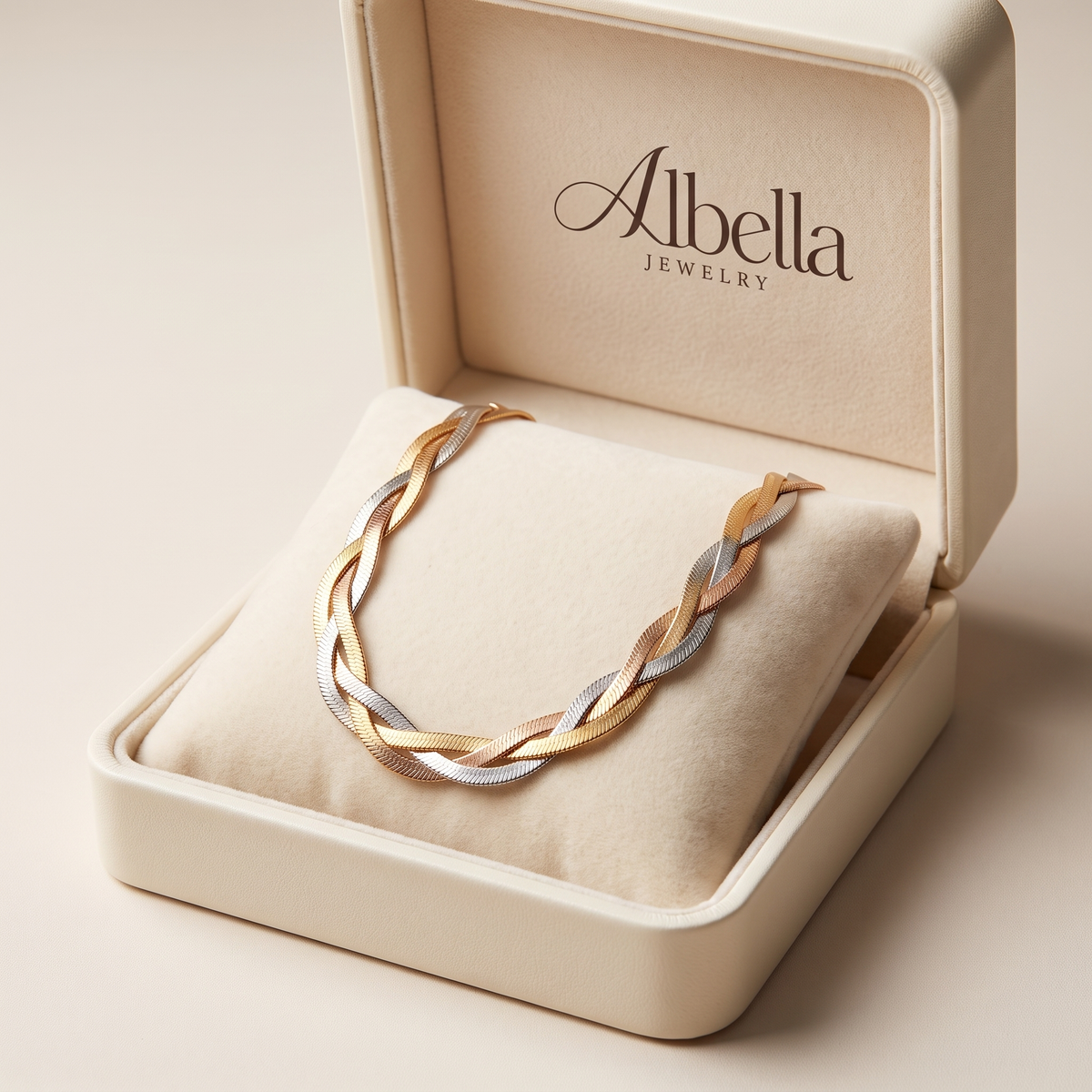 Chic Gold and Silver Necklace in Albella Jewelry gift box