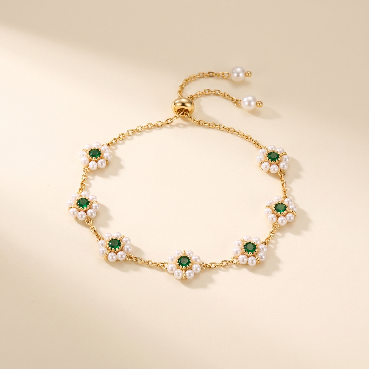 Elegant Daisy Bracelet with Green Crystals – Albella Jewelry