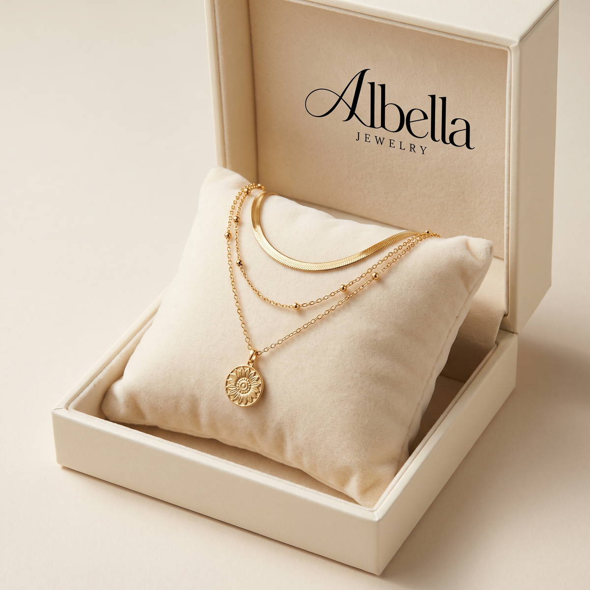 Vintage Golden Plated Necklace in Albella Jewelry gift box