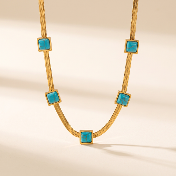 Vionelle Coastline Gold Necklace – Albella Jewelry
