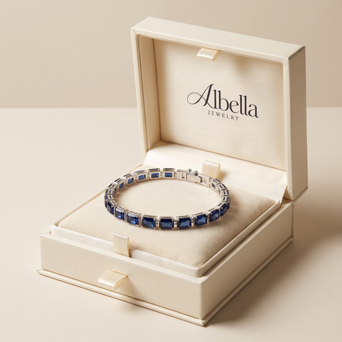 Mireda Thalindra Bracelet in Albella Jewelry gift box