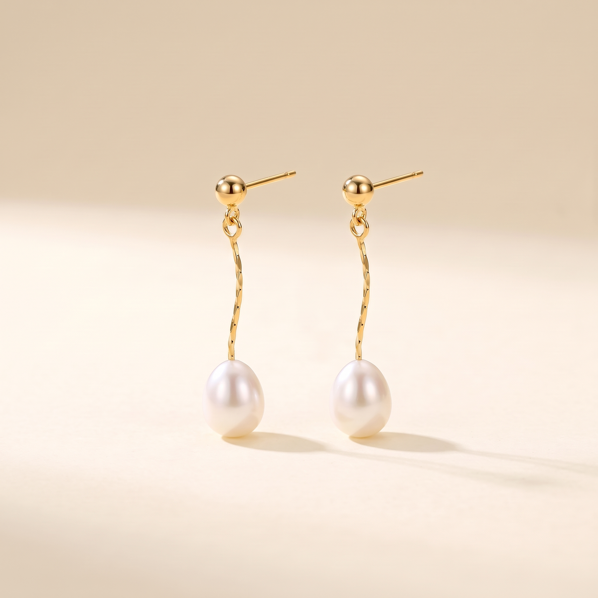 Delicate Freshwater Pearl Earrings – gold