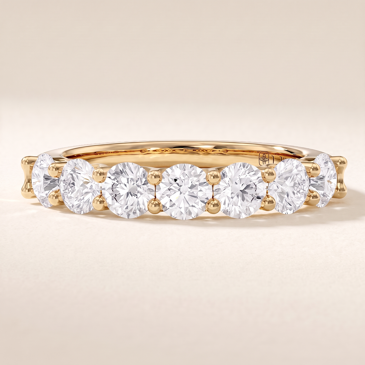 Rivera 7-Stone Trellis Diamond Band – gold