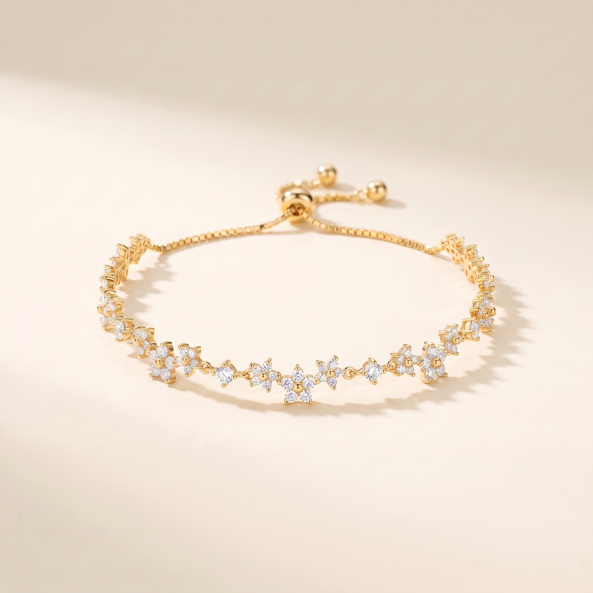 Elegant Floral Adjustable Bracelet – gold